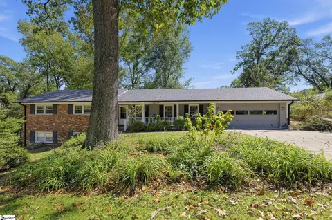 404 Kenilworth Dr, Greenville, SC 29615