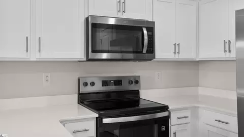 Kitchen - 772 Embark Cir, Greer, SC 29651 photo 4 of 4