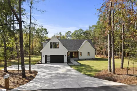 310 S Nelson Dr, Fountain Inn, SC 29644