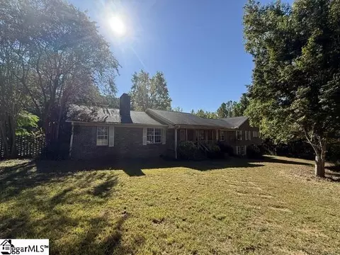 308 Brewton Rd, Spartanburg, SC 29301