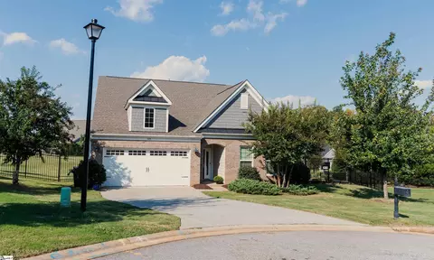 309 Delphine Ct, Taylors, SC 29687