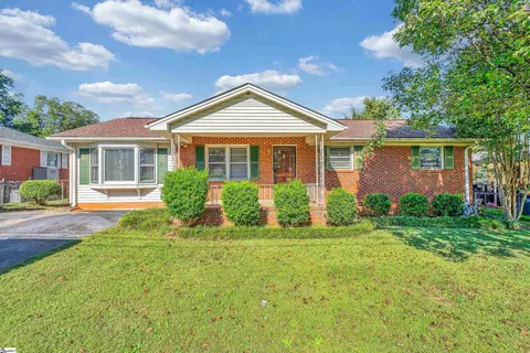 9 Clemson Ave, Greenville, SC 29611
