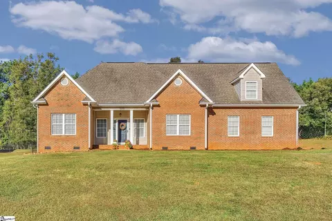 326 Caughman Dr, Spartanburg, SC 29307