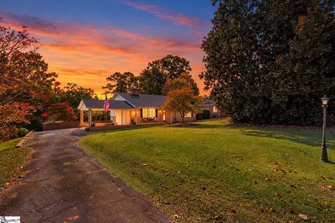 120 Cart Dr, Spartanburg, SC 29307