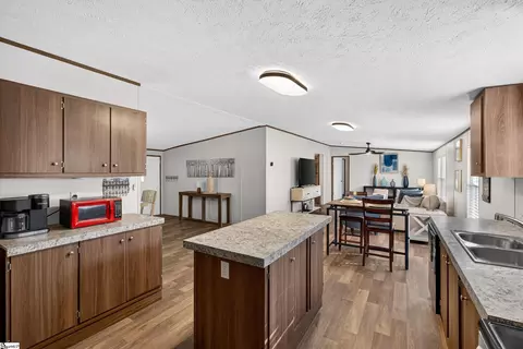 3880 Pennington Rd, Greer, SC 29651 photo 13