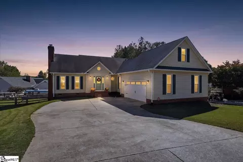 103 Newkirk Way, Travelers Rest, SC 29690