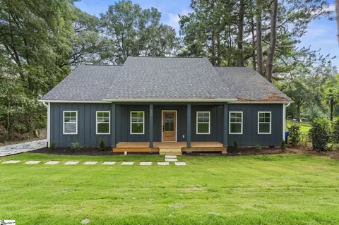 206 Princeton Ave, Greenville, SC 29607