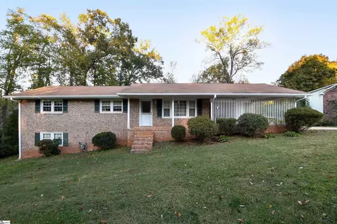 317 Richmond Dr, Greenville, SC 29617