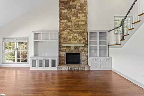 Living - 14 Barnstable Ct, Greer, SC 29650 photo 4 of 8