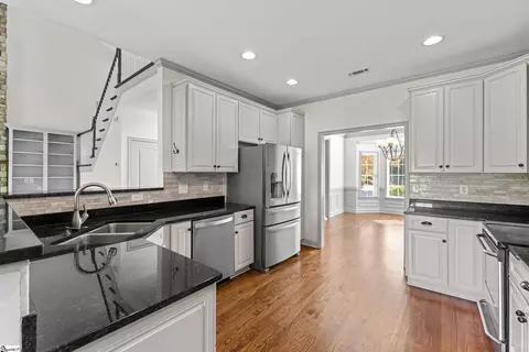 Kitchen - 14 Barnstable Ct, Greer, SC 29650 photo 1 of 5