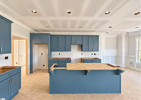 Kitchen - 924 Falling Waters Ln, Seneca, SC 29672 photo 1 of 1