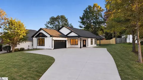 210 Riverrun Dr, Spartanburg, SC 29303