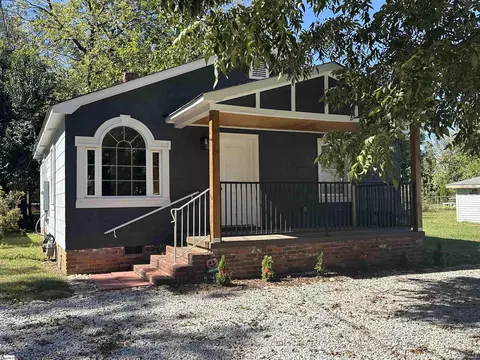 9 Looper St # A, Greenville, SC 29611