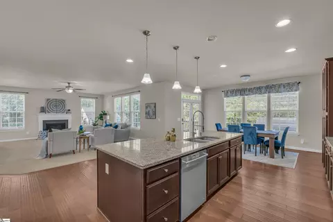 Kitchen - 3 Grace Ct, Easley, SC 29642 photo 2 of 4