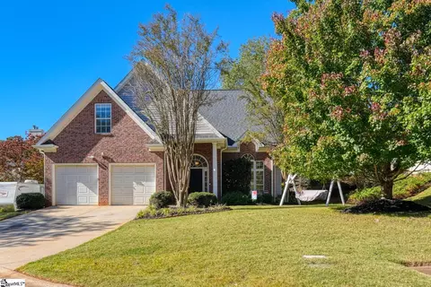 840 Laurelcreek Dr, Boiling Springs, SC 29316