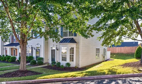 Exterior - 100 Xander Dr, Greer, SC 29650 photo 2 of 11