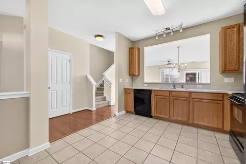 Entry Way - 100 Xander Dr, Greer, SC 29650 photo 6 of 7