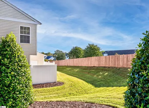 Exterior - 100 Xander Dr, Greer, SC 29650 photo 7 of 11