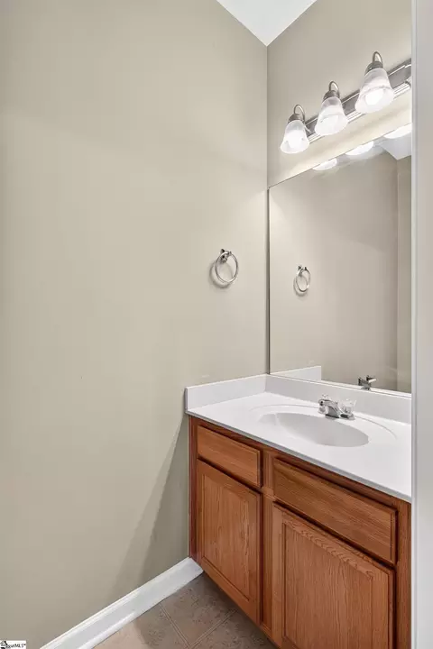 Bath - 100 Xander Dr, Greer, SC 29650 photo 1 of 5