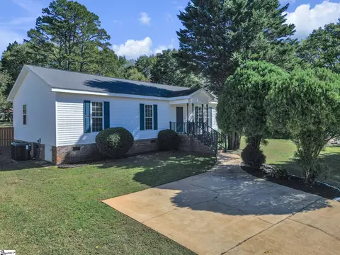19 Susan Dr, Piedmont, SC 29673