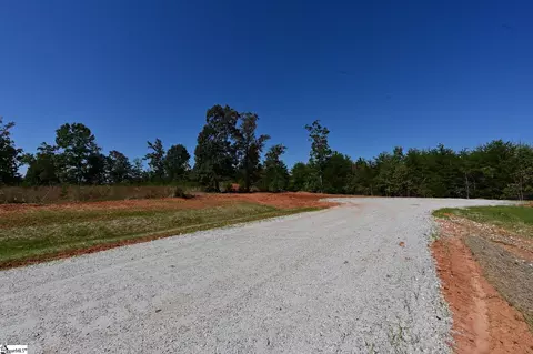 67 Mccauley Rd, Travelers Rest, SC 29690