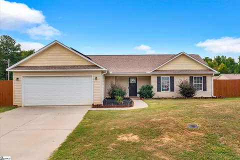 112 Turquoise Dr, Laurens, SC 29360