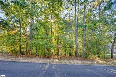 6 Rabon Chase Ct, Fountain Inn, SC 29644