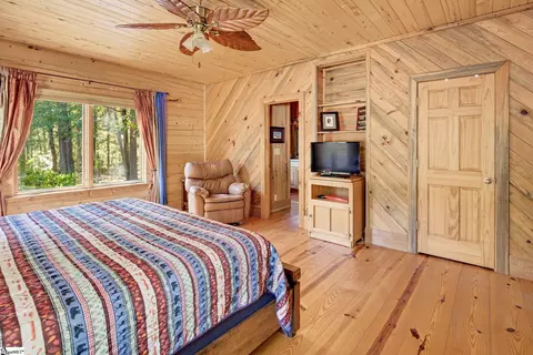 Bedroom - 156 Ebenezer Rd, Greer, SC 29651 photo 2 of 4