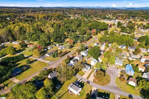 View/Area - 1711 Crestview Rd, Easley, SC 29642 photo 2 of 3