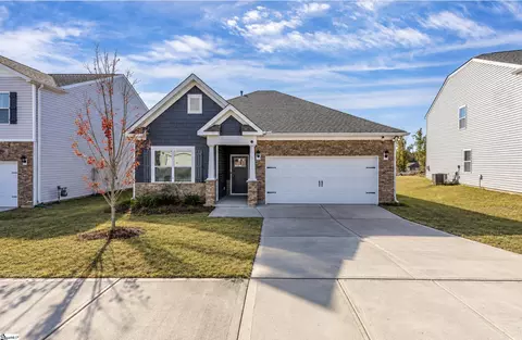 680 Hollyrose Cir, Greenville, SC 29605