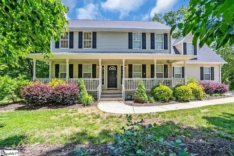 500 E Mountain Creek Rd, Taylors, SC 29687