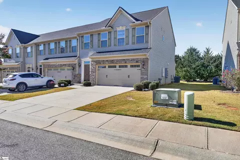 Exterior - 105 Middleby Way, Greer, SC 29650 photo 2 of 3