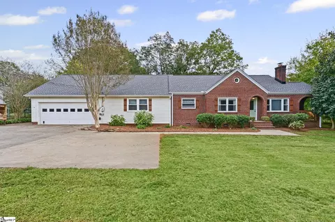 706 Piedmont Park Rd, Greenville, SC 29609