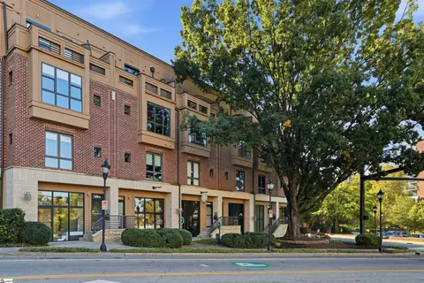 406 River St, Greenville, SC 29601