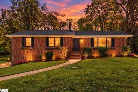49 Foxhall Rd, Greenville, SC 29605