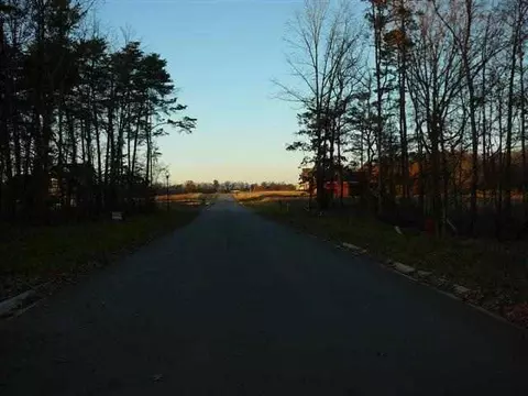 8 Old American Blvd, Pendleton, SC 29670 photo 4