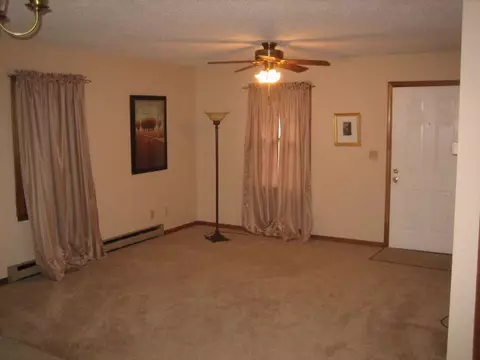 7 Pruitt St, Honea Path, SC 29654 photo 4