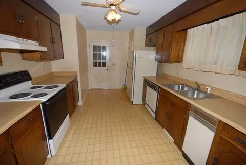 204 Evans Dr, Central, SC 29630 photo 8