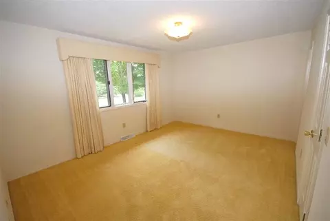 204 Evans Dr, Central, SC 29630 photo 9