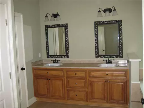 215 Maycaw Dr, Easley, SC 29642 photo 15