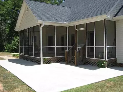 215 Maycaw Dr, Easley, SC 29642 photo 23