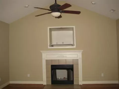 215 Maycaw Dr, Easley, SC 29642 photo 4