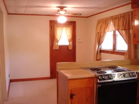 100 Mays St, Sandy Springs, SC 29677 photo 7