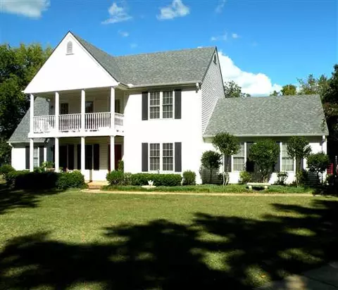 879 Cherry St, Pendleton, SC 29670 photo 1
