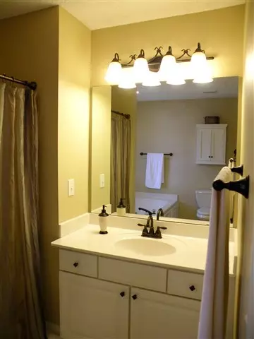 879 Cherry St, Pendleton, SC 29670 photo 9