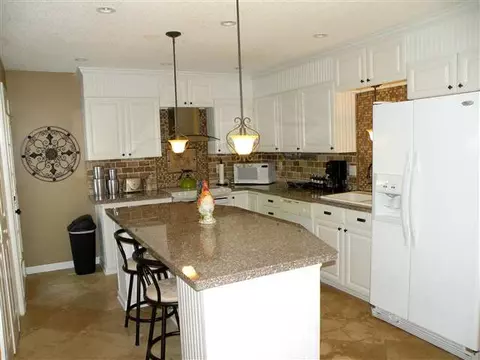 879 Cherry St, Pendleton, SC 29670 photo 5