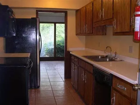 100 E Church Rd, Easley, SC 29642 photo 9
