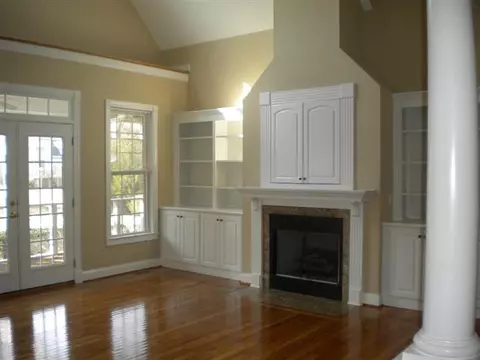 108 Warren Dr, Easley, SC 29640 photo 4