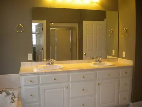 108 Warren Dr, Easley, SC 29640 photo 17