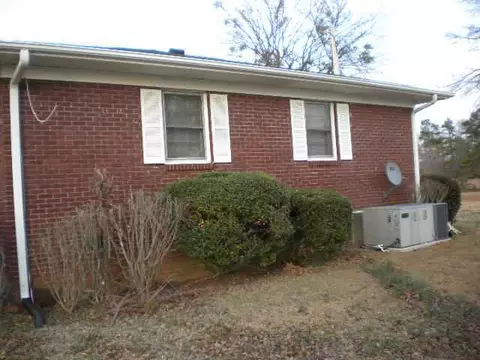 116 Scott Rd, Honea Path, SC 29654 photo 4